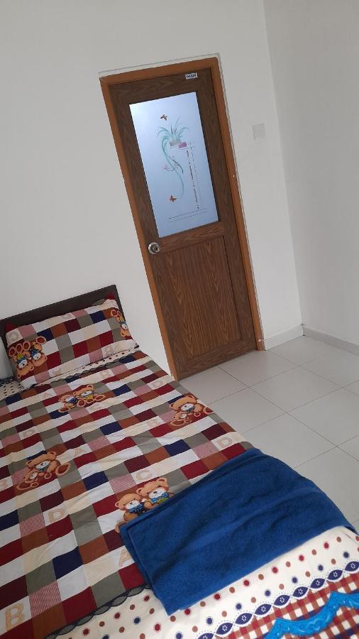 Villa 64 Katunayaka Екстериор снимка